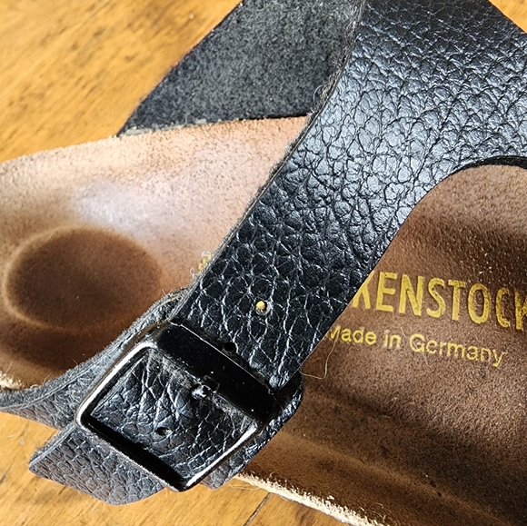 Birkenstock EUC 39 black pebbled Birko-flor leather Gizeh sandals $100 MSRP - Picture 16 of 16